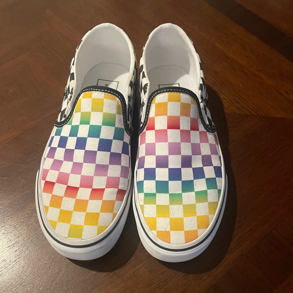 Womens color checkered vans sneakers. Great condition. Size 7